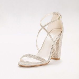 Gold bridesmaid shoe